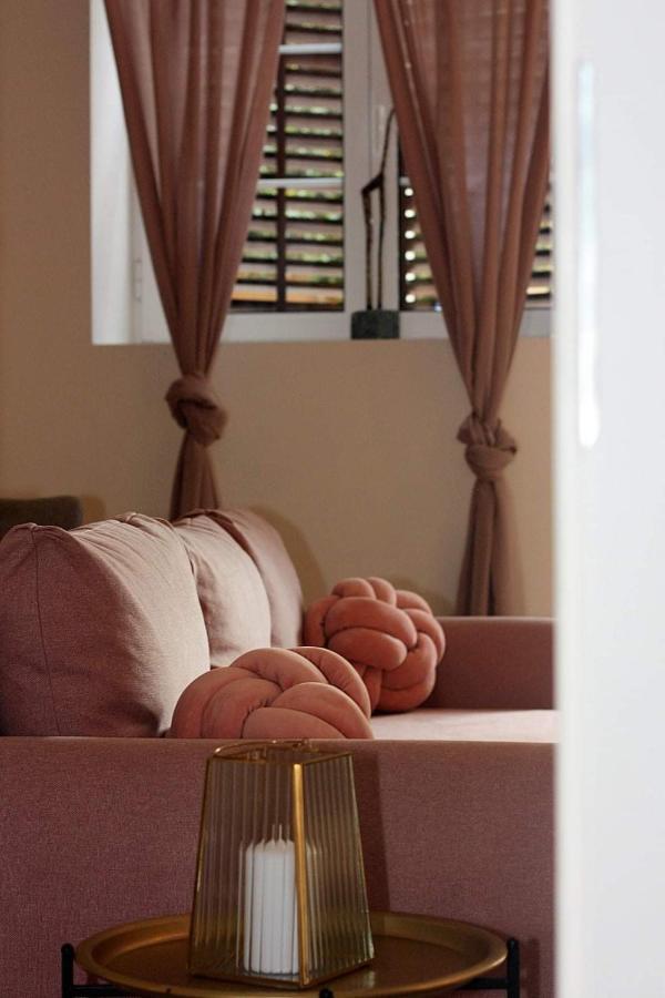 Apartman Michelangelo In The Centar Of Supetar Εξωτερικό φωτογραφία