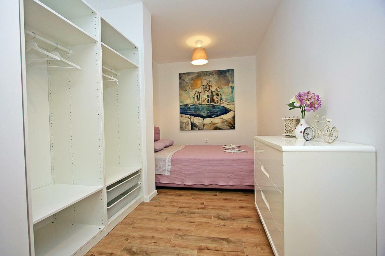 Apartman Michelangelo In The Centar Of Supetar Εξωτερικό φωτογραφία
