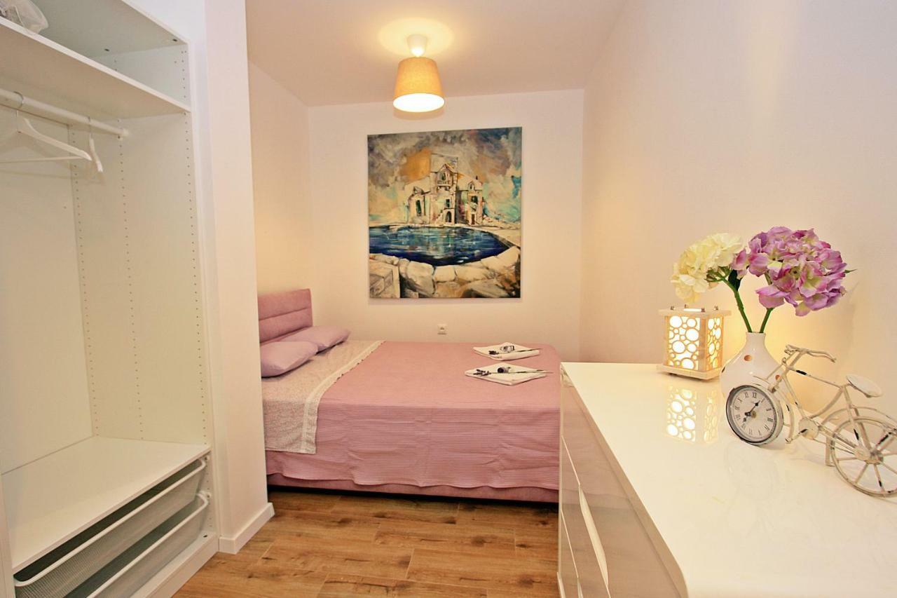 Apartman Michelangelo In The Centar Of Supetar Εξωτερικό φωτογραφία